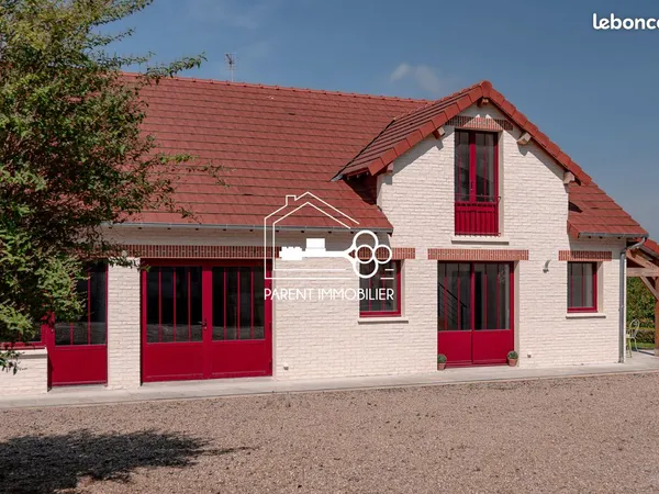 Maison 14 pièces 330 m²