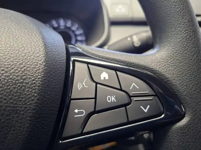 Dacia Sandero sce 65 — photo 30