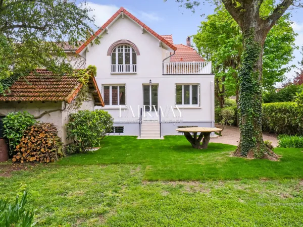 Maison familiale rénovée avec jardin piscinable - 4 chambres