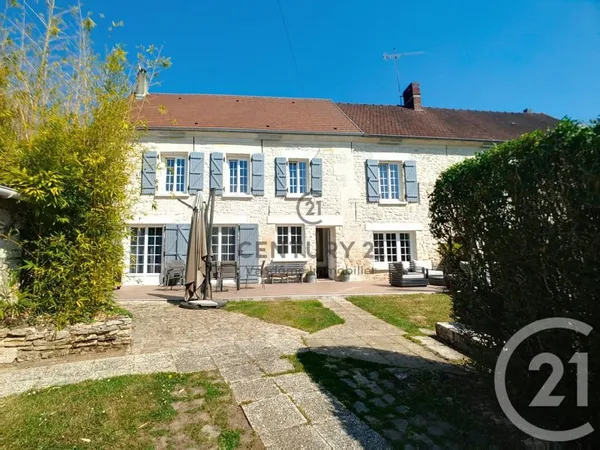 Maison 7 pièces 176 m²