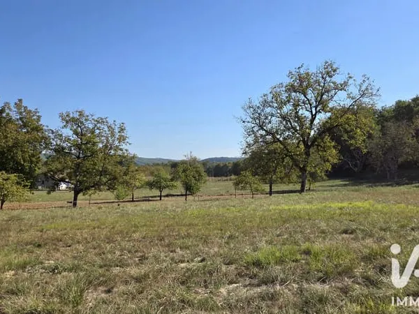 Terrain 1700 m²