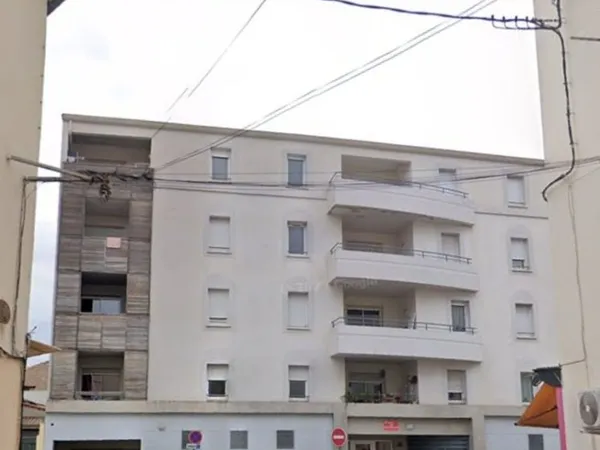 Béziers, appartement T2 avec terrasse et parking couvert