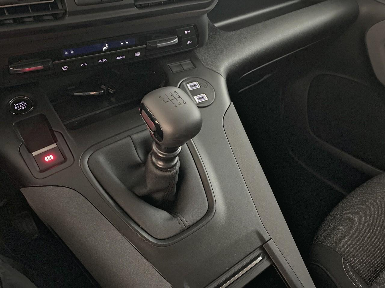 Peugeot Rifter m diesel 100 ch manuelle 5pl allure — photo 15