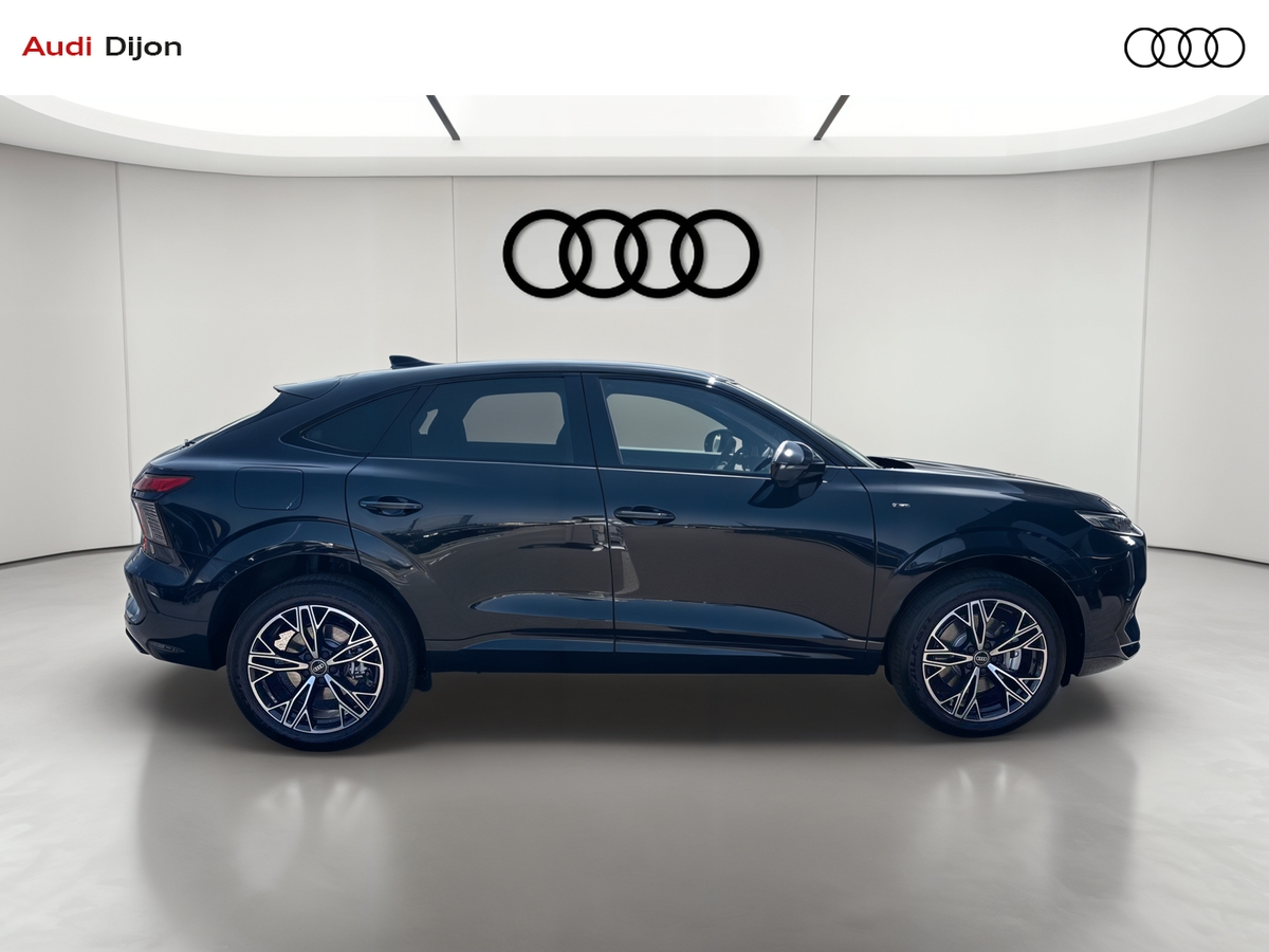 Audi Q3 Sportback e-hybrid 272 ch S tronic 6 — photo 6