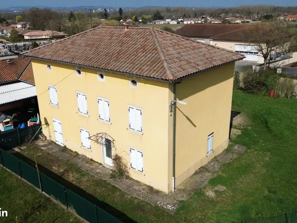 Immeuble 157 m²