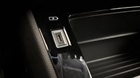 Peugeot 208 1.2 PureTech 100ch S&S Style EAT8 — photo 30