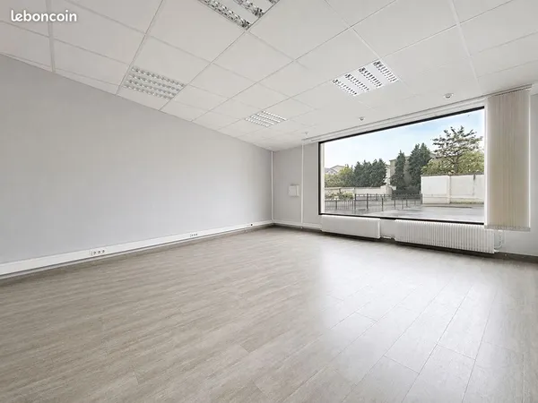 Local commercial 124 m² EPERNAY