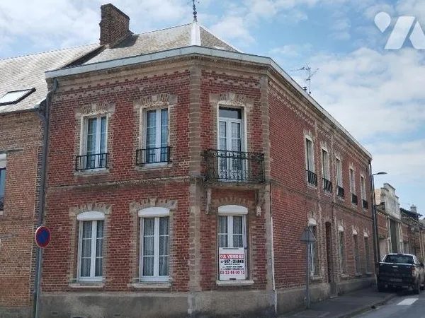 Maison 10 pièces 240 m²