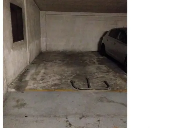 Parking 12 m²