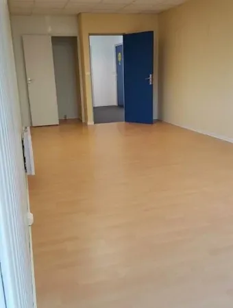 Bureaux 96 m²