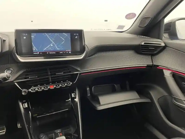 Peugeot 2008 puretech 130 s&amp;s eat8 — photo 59