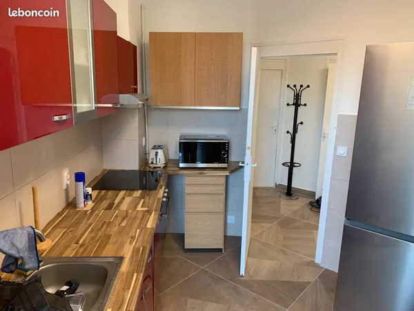 COLOCATION ÉTUDIANTE - APPARTEMENT 70 m² ENTIÈREMENT RÉNOVÉ - 3 CHAMBRES