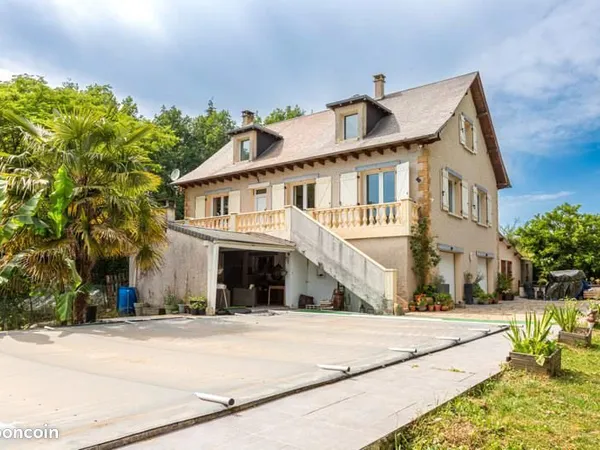 Maison 6 pièces 144 m²