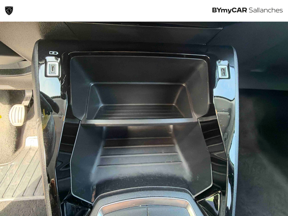 Peugeot 208 PureTech 100 S&amp;S BVM6 — photo 27