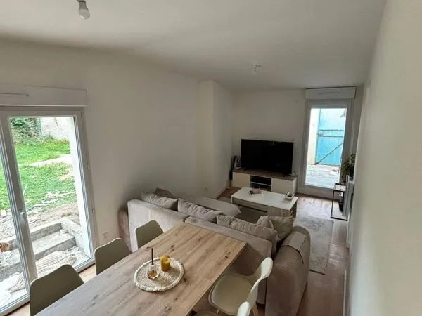 Location appartement T3 - SARROUILLES