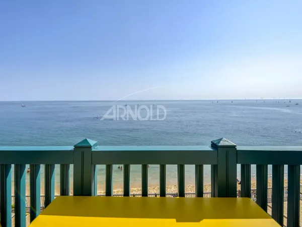 BATZ-SUR-MER/CROISIC - APPARTEMENT VUE PANORAMIQUE MER