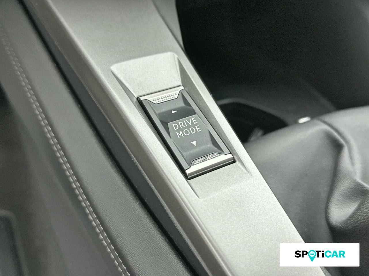 Peugeot 308 1.2 130ch s&s allure — photo 18