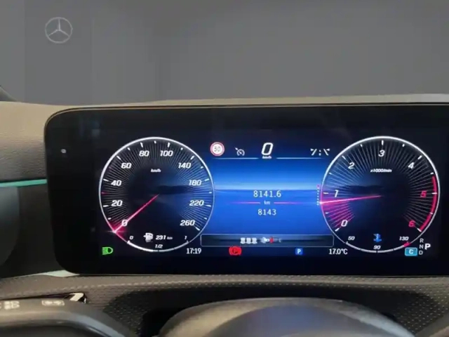 Mercedes Classe A 200 d amg line — photo 19