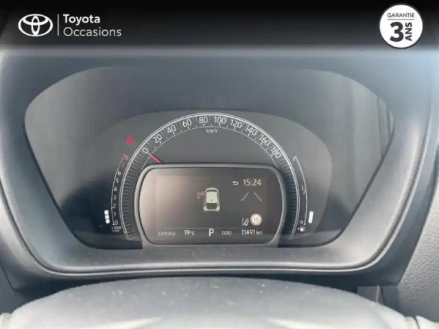Toyota Aygo x 1.0 vvt-i 72ch design s-cvt — photo 14