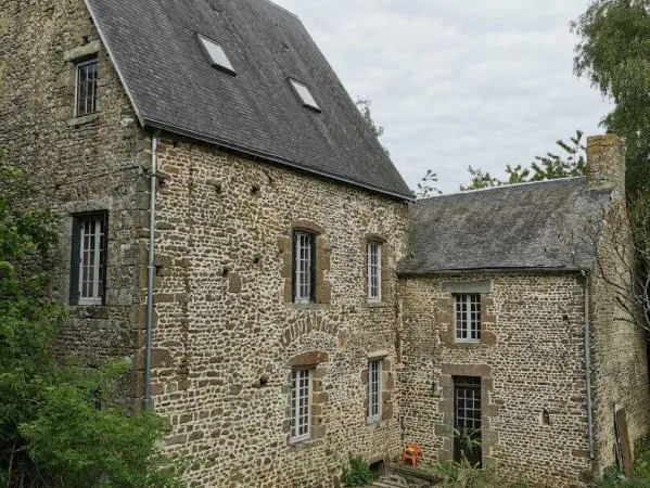 Maison 11 pièces 311 m²