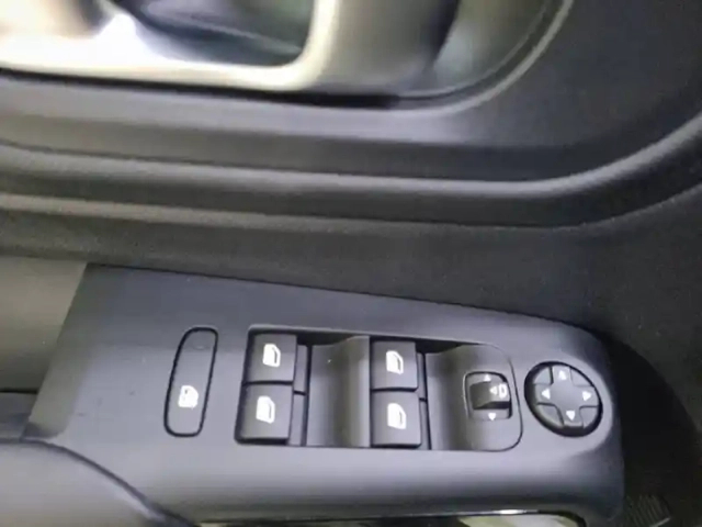 Citroën C5 Aircross hybride 136 e-dcs6 — photo 73