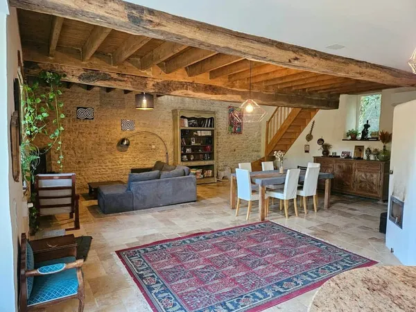 Maison 5 pièces 160 m²