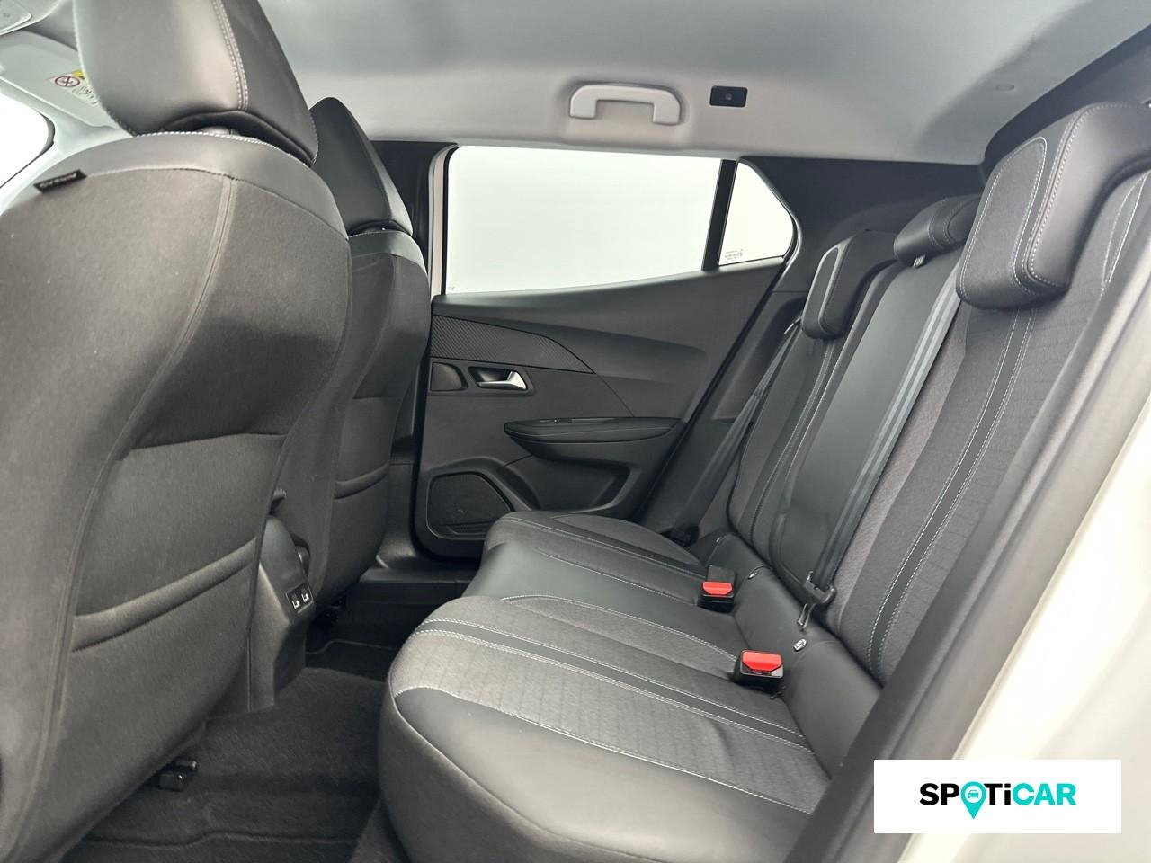 Peugeot 2008 1.2 puretech 130ch s&s allure — photo 10