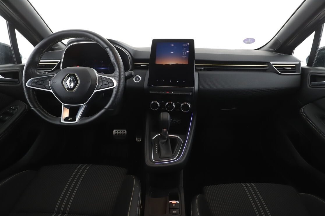 Renault Clio 1.6 E-Tech Hybride Engineered — photo 11