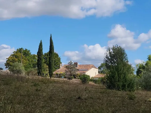 Maison 8 pièces 266 m²