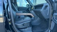 Land-Rover Defender 110 2.0 P400e X-Dynamic X — photo 15