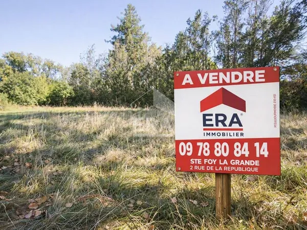 Terrain 1243 m²