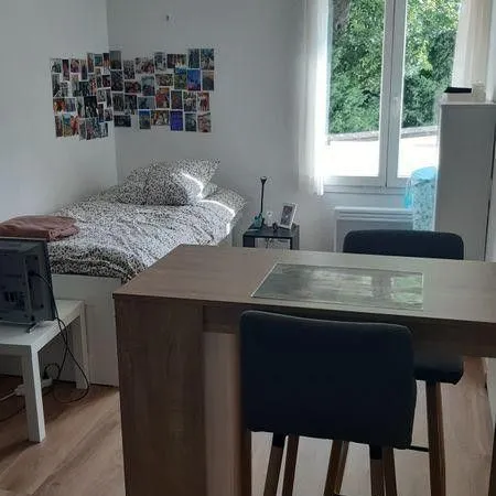 Studio avec belle vue