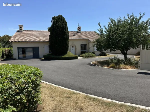 Maison 7 pièces 141 m²