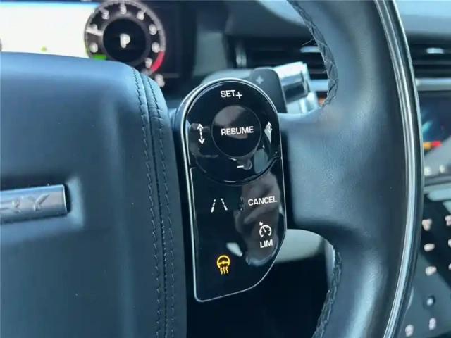 Land Rover Discovery Sport mark vi p300e phev awd bva — photo 26