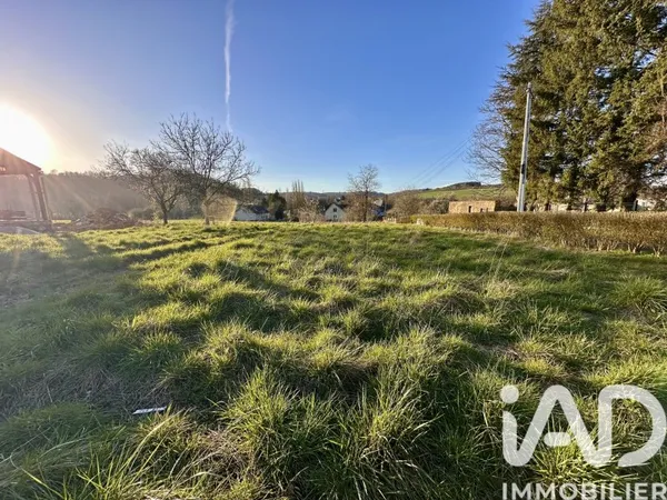 Terrain 930 m²