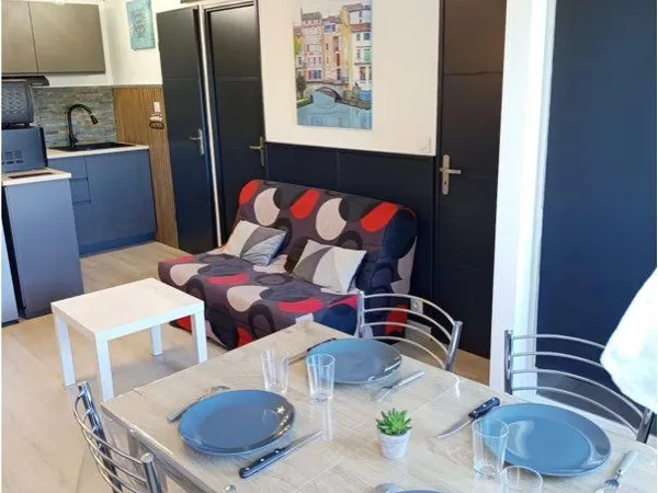 Location à l'année T2 cabine meublé