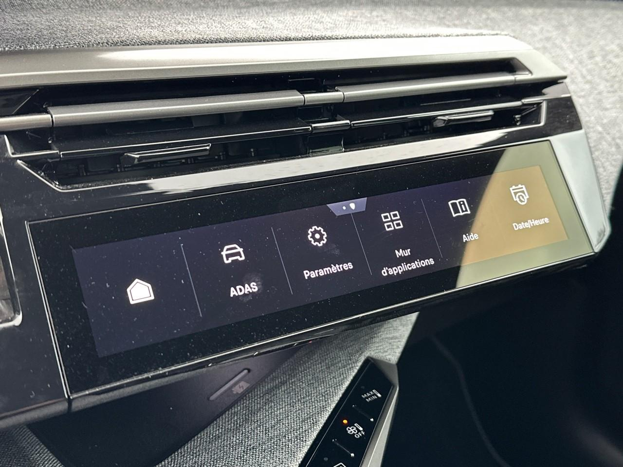 Peugeot 3008 hybrid 145 e-dcs6 gt — photo 28