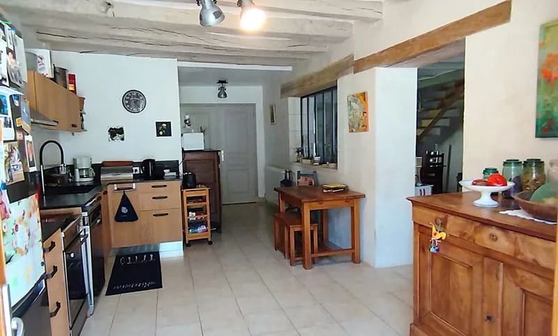 Photo 3