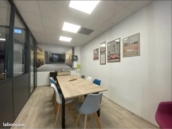 Local professionnel / Bureau hyper centre d'Aizenay