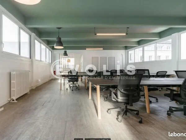 Bureaux 200 m²