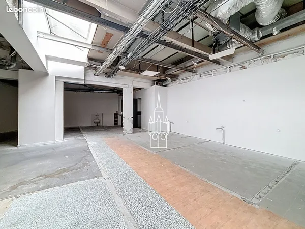 Immeuble 4 pièces 476 m²