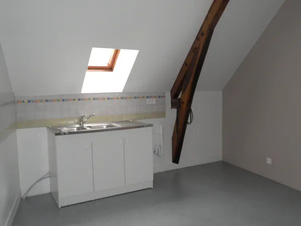 Appartement T3 Centre ville de Puiseaux