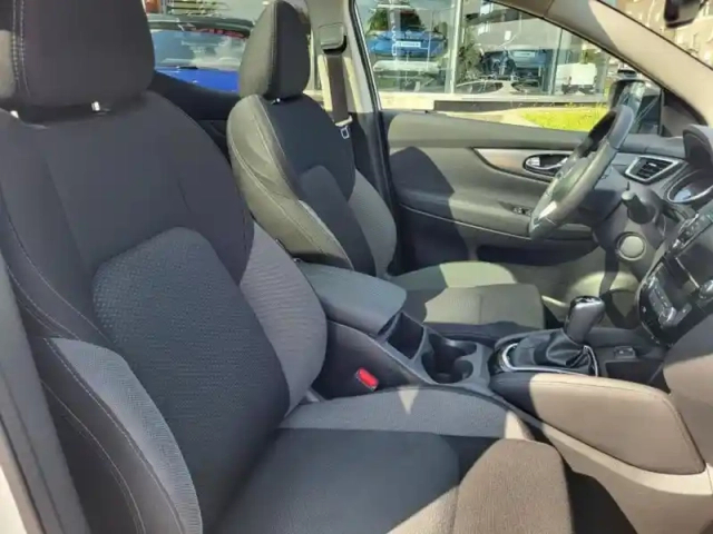 Nissan Qashqai 1.3 dig-t 160ch n-connecta dct — photo 6
