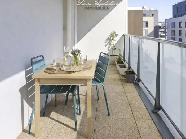Rare à Colombes : 5 pièces avec terrasse sud