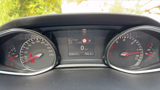 Peugeot 308 1.5 BlueHDi 130 EAT8 - GT Line – 2020 – 104615 km – Diesel – Boîte Automatique — photo 19
