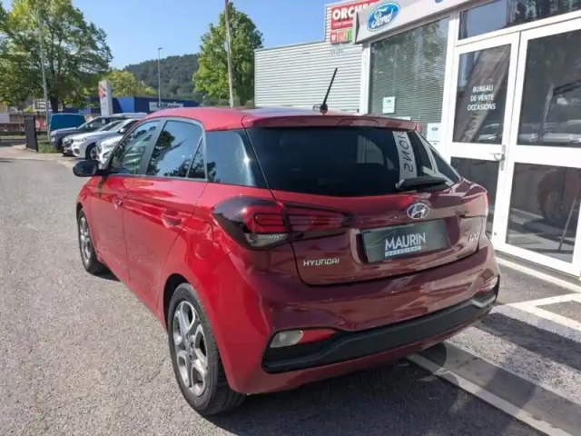Hyundai I20 1.2 84ch intuitive — photo 6