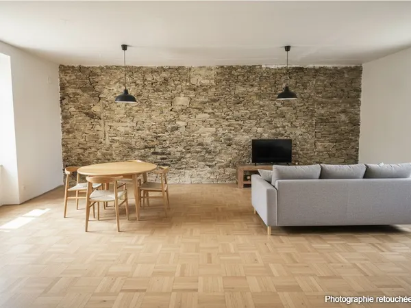 Maison en Hameau à La Varenne – 116 m²