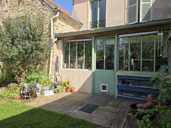 Maison 8 pièces 200 m²