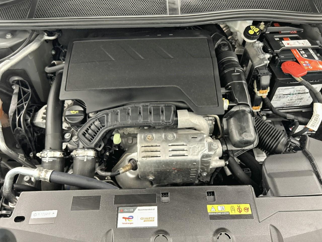 Peugeot 308 puretech 130ch s&s eat8 allure — photo 15