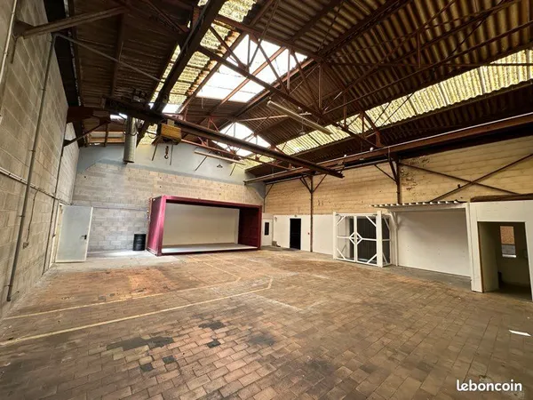Entrepôt atelier 185m2 centre ville